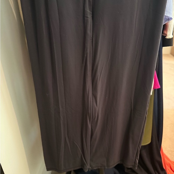 SKIMS Black Fits Everybody Maxi Skirt - Picture 7 of 8